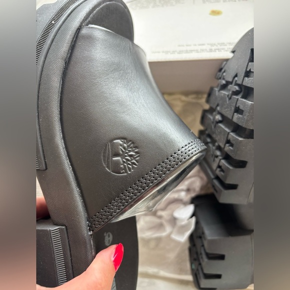 Timberland leather Slide Sandals – Size 8.5 – Brand New in Box - Picture 8 of 16